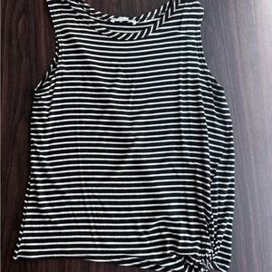 Chic Striped Black and White Tank Top
